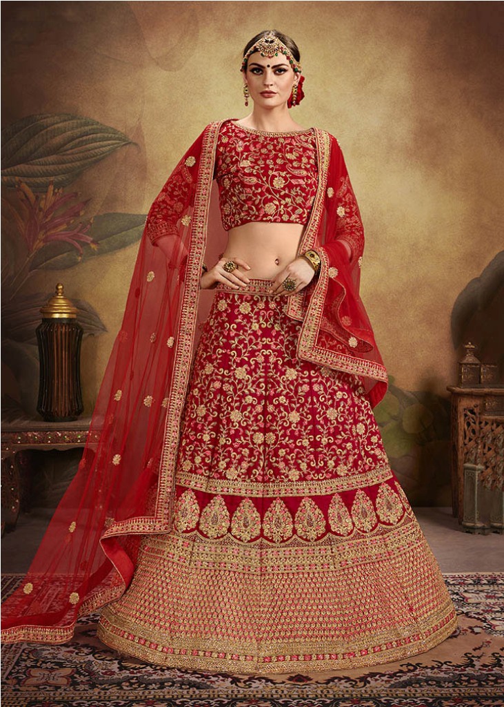 Become The Most Attractive And Elegant Bride With Heavy Designer Lehenga Choli