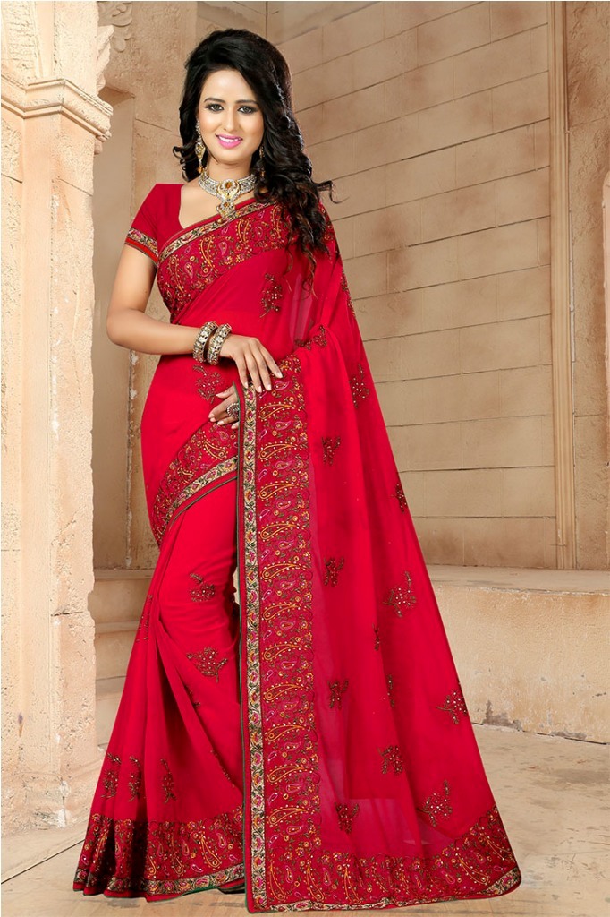 If You Have And Eye For Embroidery Than Grab This Very Beautiful Designer Saree