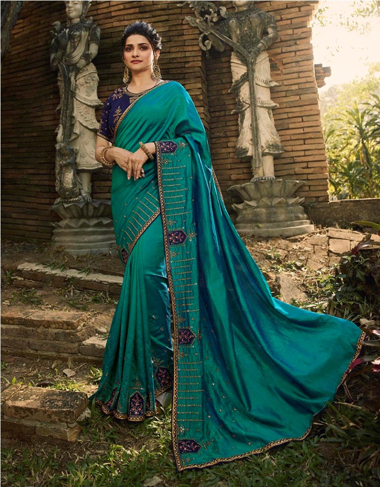 Catch All The Limelight At The Next Wedding You Attend Wearing This Attractive Looking Designer Saree