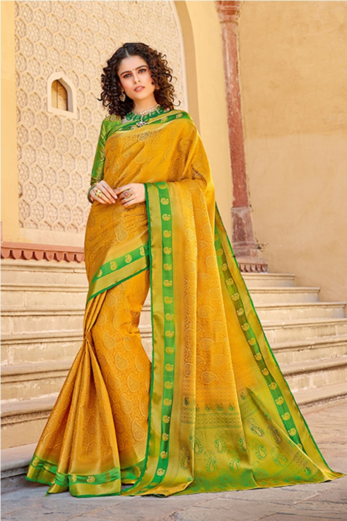 Classy Saree look pretty like never before.Wearing this Saree which made from Silk
