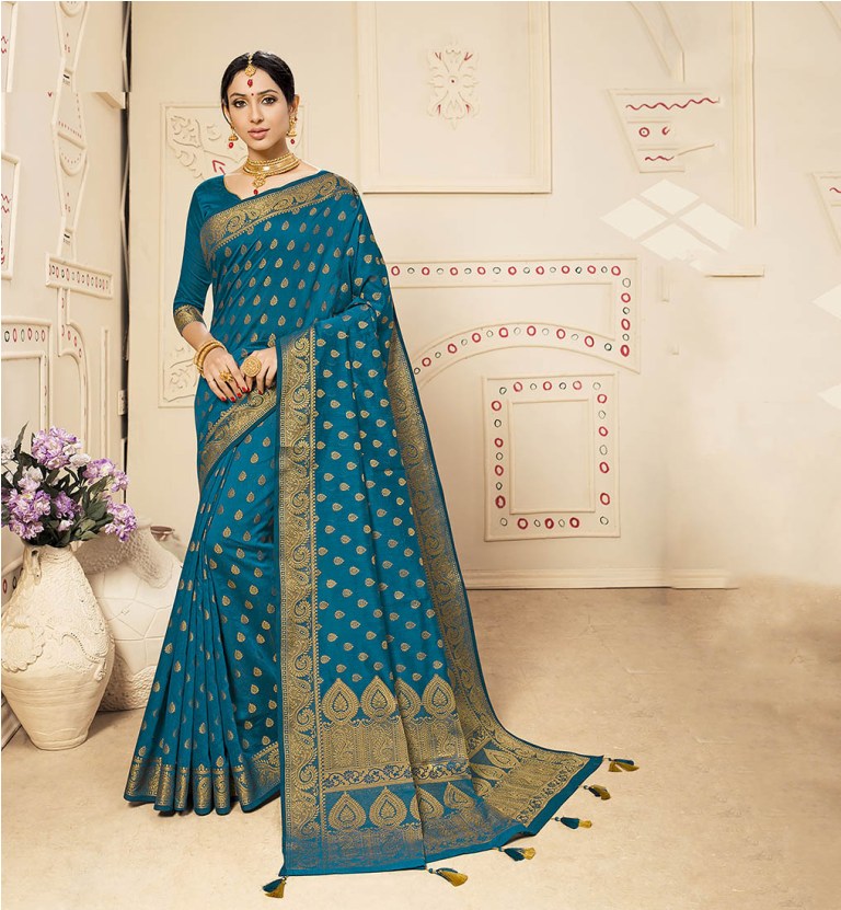 Flaunt Your Rich And Elegant Taste Wearing This Lovely Silk Based Saree
